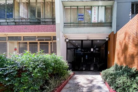 Apartamento à venda com 65m², 1 quarto e sem vaga Apartamento à venda com 65m², 1 quarto e sem vagaFachada