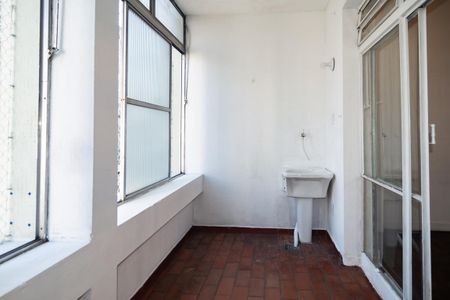 Apartamento à venda com 65m², 1 quarto e sem vaga Apartamento à venda com 65m², 1 quarto e sem vagaÁrea de Serviço