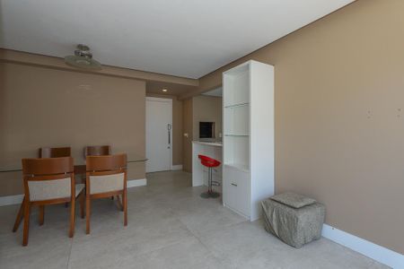 Sala de apartamento à venda com 2 quartos, 69m² em Jardim Carvalho, Porto Alegre