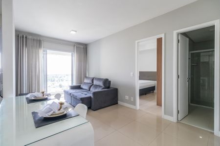 Sala de apartamento para alugar com 1 quarto, 50m² em Melville Empresarial Ii, Barueri