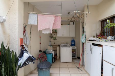 Casa à venda com 175m², 3 quartos e 3 vagasÁrea de Serviço