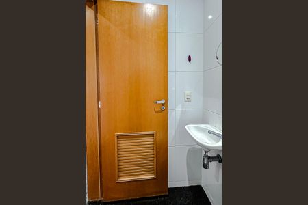 Apartamento para alugar com 298m², 4 quartos e 6 vagasBanheiro de serviço