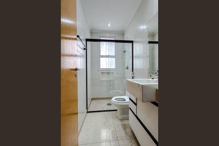 Apartamento para alugar com 298m², 4 quartos e 6 vagasBanheiro da Suíte 4