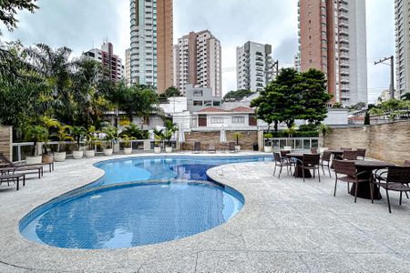Apartamento para alugar com 298m², 4 quartos e 6 vagasÁrea comum - Piscina