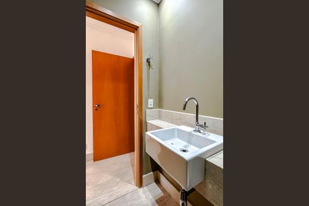 Apartamento para alugar com 298m², 4 quartos e 6 vagasLavabo