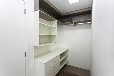 Apartamento para alugar com 70m², 2 quartos e 1 vaga Apartamento para alugar com 70m², 2 quartos e 1 vagaSuíte