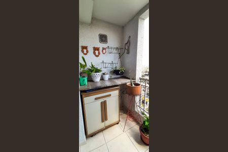 Apartamento à venda com 60m², 2 quartos e 1 vagaSacada