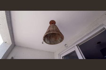 Apartamento à venda com 60m², 2 quartos e 1 vagaSacada