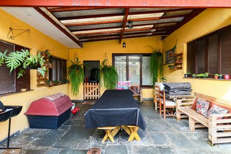 Casa à venda com 5 quartos, 600m² em Jardim Taboão, São Paulo