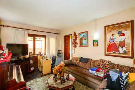 Casa à venda com 5 quartos, 600m² em Jardim Taboão, São Paulo