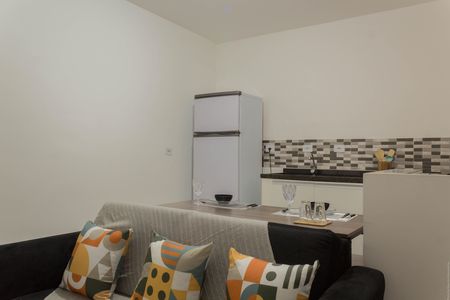 Sala / Cozinha / Área de serviço de apartamento para alugar com 1 quarto, 36m² em Taboão, São Bernardo do Campo