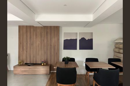 Apartamento para alugar com 29m², 1 quarto e sem vagaÁrea comum - Salão de festas