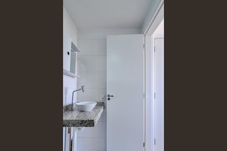 Banheiro de apartamento à venda com 1 quarto, 29m² em Água Branca, São Paulo