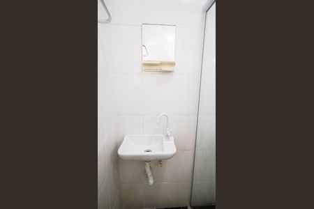 Studio para alugar com 35m², 1 quarto e sem vaga Studio para alugar com 35m², 1 quarto e sem vagaBanheiro Social
