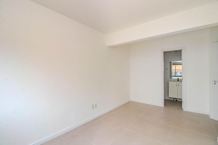 Suíte de apartamento para alugar com 2 quartos, 66m² em Rio Branco, Porto Alegre