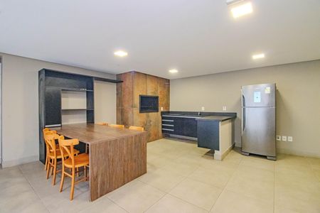 Apartamento para alugar com 66m², 2 quartos e 1 vaga Apartamento para alugar com 66m², 2 quartos e 1 vagaÁrea comum - Salão de festas