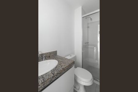 Banheiro Social de apartamento à venda com 2 quartos, 73m² em Moinhos de Vento, Porto Alegre