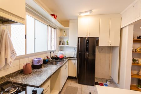 Apartamento à venda com 106m², 3 quartos e 2 vagasCozinha