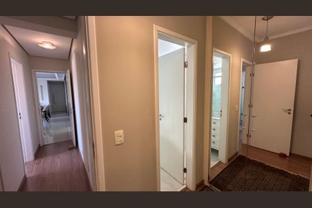 Apartamento à venda com 119m², 3 quartos e 2 vagasCorredor