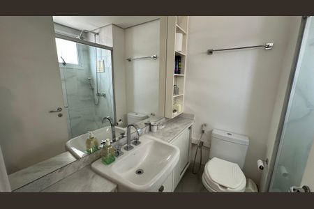 Apartamento à venda com 119m², 3 quartos e 2 vagasBanheiro da Suíte
