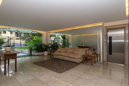 Apartamento para alugar com 40m², 1 quarto e 1 vagaÁrea comum - Hall Social