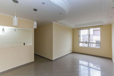 Sala de apartamento para alugar com 3 quartos, 61m² em Jardim Santa Emília, São Paulo