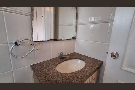 Apartamento à venda com 68m², 3 quartos e 2 vagas Apartamento à venda com 68m², 3 quartos e 2 vagasBanheiro Suíte