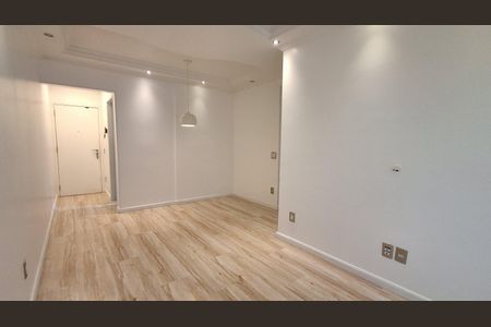 Apartamento à venda com 68m², 3 quartos e 2 vagas Apartamento à venda com 68m², 3 quartos e 2 vagasSala