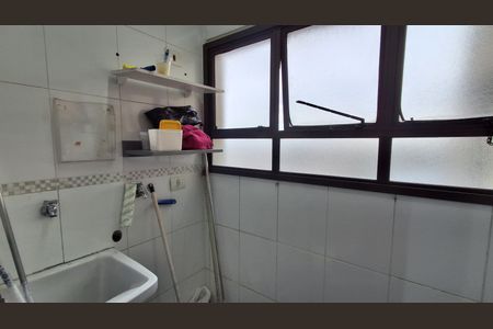Apartamento à venda com 68m², 3 quartos e 2 vagas Apartamento à venda com 68m², 3 quartos e 2 vagasÁrea de Serviço