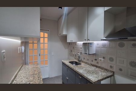 Apartamento à venda com 68m², 3 quartos e 2 vagas Apartamento à venda com 68m², 3 quartos e 2 vagasCozinha
