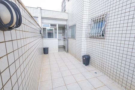 Apartamento para alugar com 225m², 4 quartos e 4 vagas Apartamento para alugar com 225m², 4 quartos e 4 vagasÁrea privativa