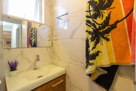 Banheiro de apartamento para alugar com 2 quartos, 70m² em Pinheiros, São Paulo