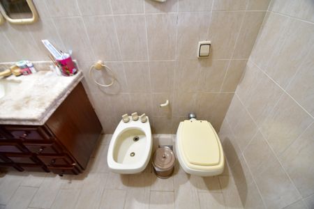 Casa de condomínio à venda com 850m², 4 quartos e 6 vagasBanheiro Suíte