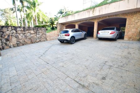 Casa de condomínio à venda com 850m², 4 quartos e 6 vagasGaragem