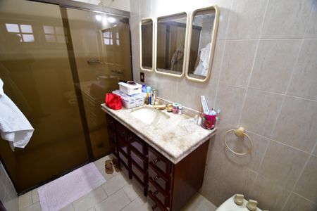 Casa de condomínio à venda com 850m², 4 quartos e 6 vagasBanheiro Suíte