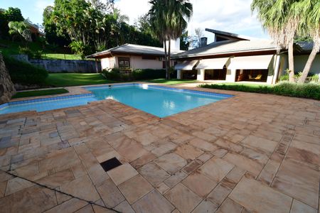 Casa de condomínio à venda com 850m², 4 quartos e 6 vagasPiscina