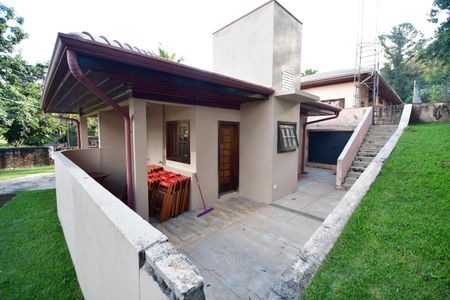 Casa de condomínio à venda com 850m², 4 quartos e 6 vagasCasa 2