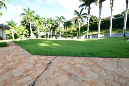 Casa de condomínio à venda com 850m², 4 quartos e 6 vagasJardim