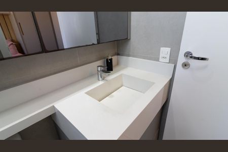 Apartamento à venda com 72m², 2 quartos e 1 vagaBanheiro da Suíte