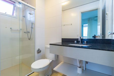 Banheiro de apartamento para alugar com 1 quarto, 40m² em Vila Regente Feijó, São Paulo