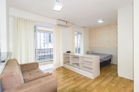 Sala de apartamento para alugar com 1 quarto, 40m² em Vila Regente Feijó, São Paulo