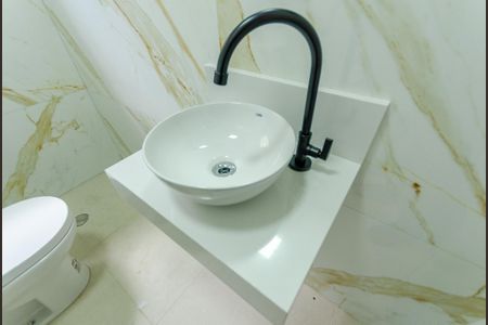 Casa à venda com 199m², 3 quartos e 3 vagas Casa à venda com 199m², 3 quartos e 3 vagasLavabo