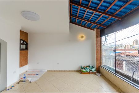 Casa à venda com 199m², 3 quartos e 3 vagas Casa à venda com 199m², 3 quartos e 3 vagasSala - Sacada