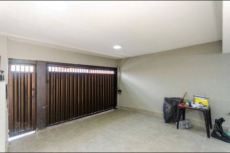 Casa à venda com 199m², 3 quartos e 3 vagas Casa à venda com 199m², 3 quartos e 3 vagasGaragem