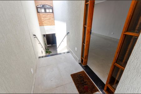 Casa à venda com 199m², 3 quartos e 3 vagas Casa à venda com 199m², 3 quartos e 3 vagasEntrada
