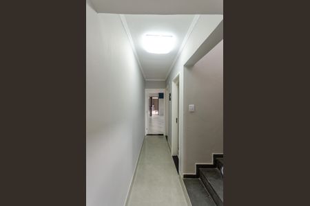 Casa à venda com 199m², 3 quartos e 3 vagas Casa à venda com 199m², 3 quartos e 3 vagasCorredor