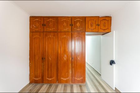 Casa à venda com 199m², 3 quartos e 3 vagas Casa à venda com 199m², 3 quartos e 3 vagasQuarto 2