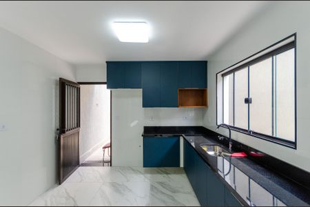 Casa à venda com 199m², 3 quartos e 3 vagas Casa à venda com 199m², 3 quartos e 3 vagasCozinha