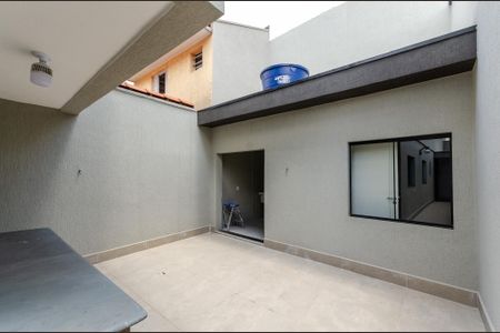 Casa à venda com 199m², 3 quartos e 3 vagas Casa à venda com 199m², 3 quartos e 3 vagasQuintal