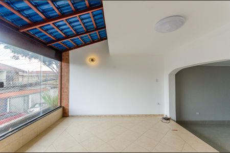 Casa à venda com 199m², 3 quartos e 3 vagas Casa à venda com 199m², 3 quartos e 3 vagasSala - Sacada